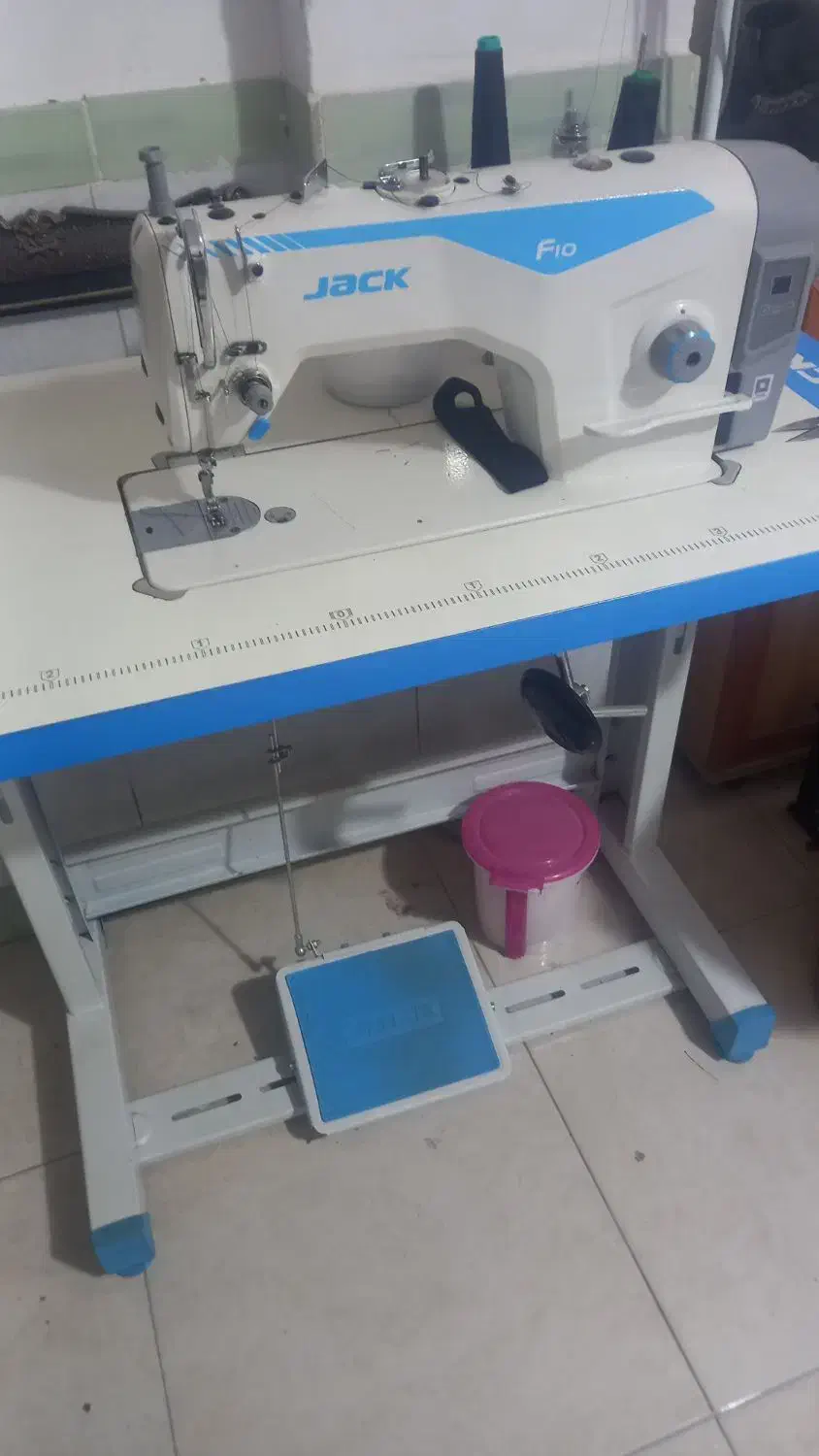 چرخ خیاطی دنام سرخود|چرخ خیاطی و ریسندگی|بناب, |دیوار