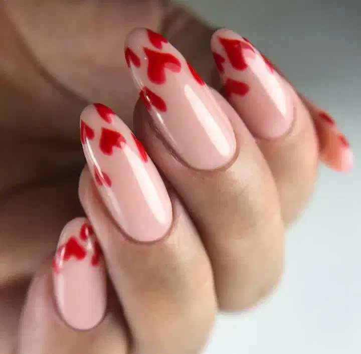 خدمات ناخن۲۲۰( ویژه یلدا)|خدمات آرایشگری و زیبایی|رشت, حمیدیان|دیوار