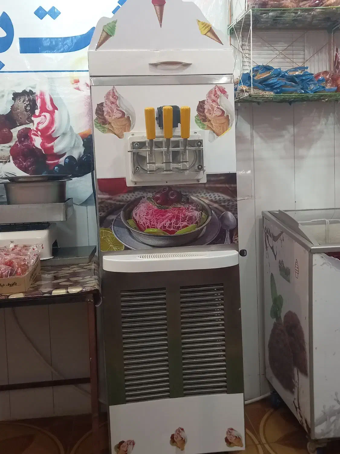 فروش دستگاه بستنی|کافیشاپ و رستوران|آران و بیدگل, |دیوار