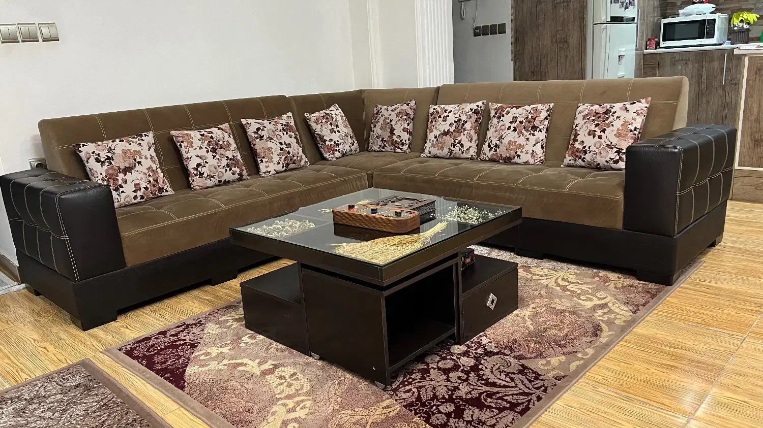 مبل|مبلمان خانگی و میز عسلی|صومعه‌سرا, |دیوار