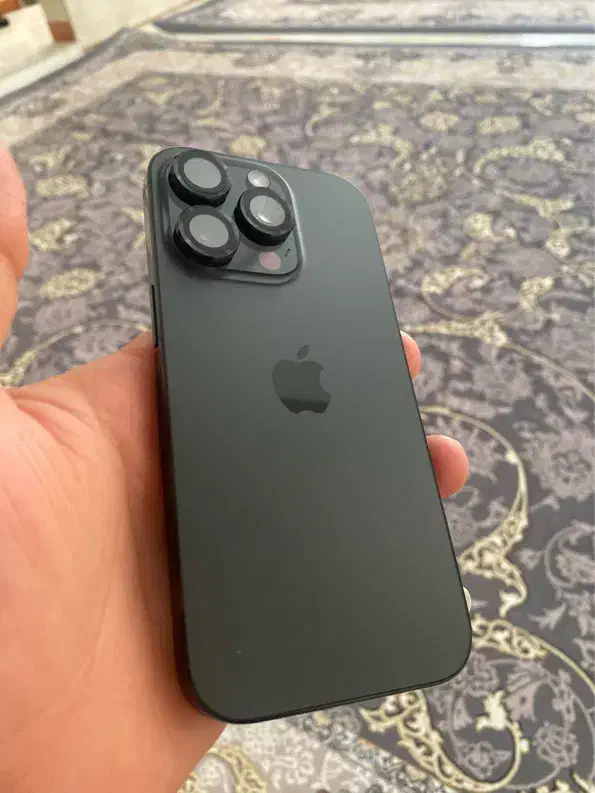 اپل iPhone 16 Pro با حافظهٔ ۲۵۶ گیگابایت|موبایل|کرمانشاه, |دیوار