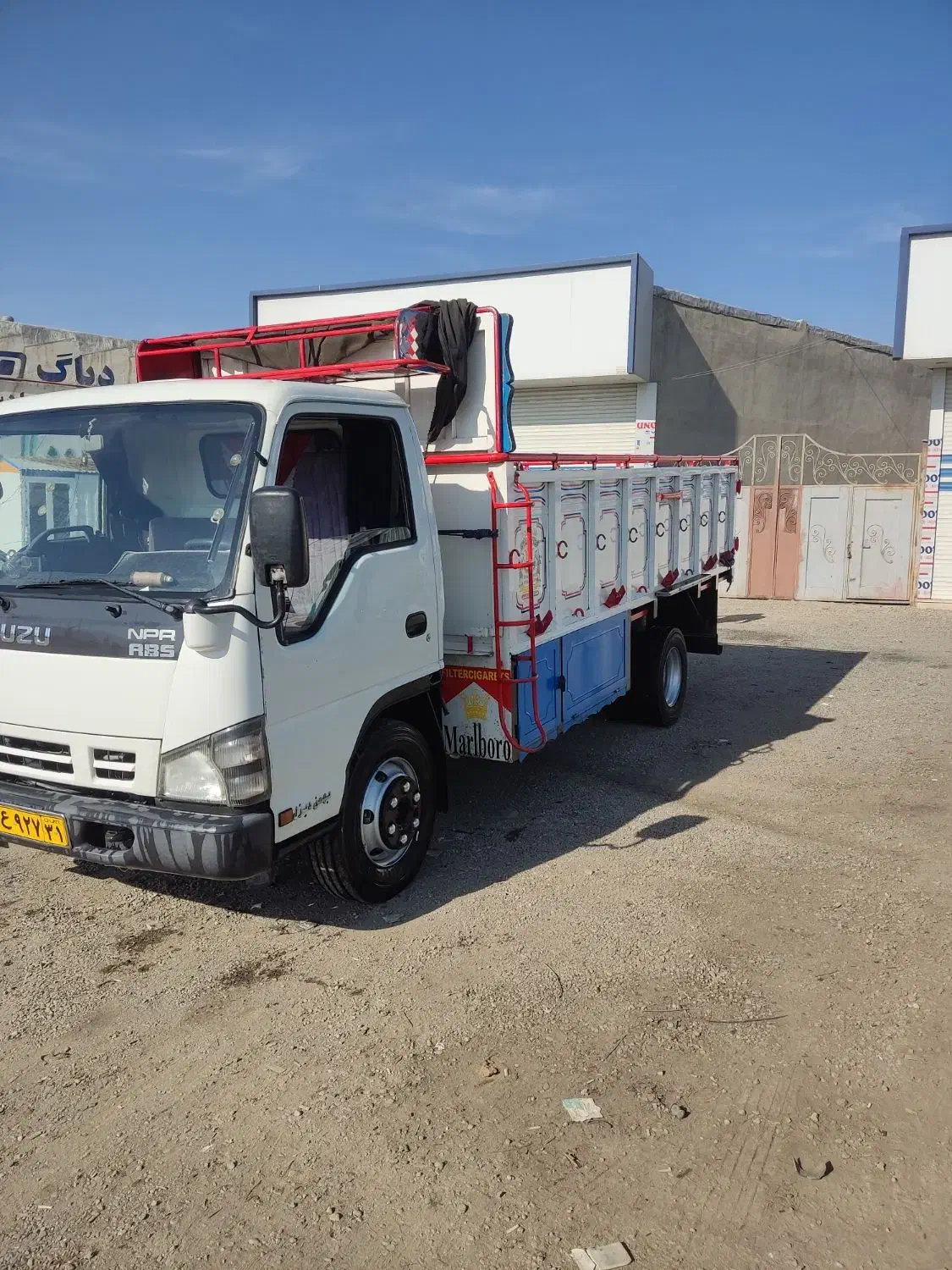 ایسوزو فروشی مدل 90 برج11|خودرو سنگین|بروجرد, |دیوار