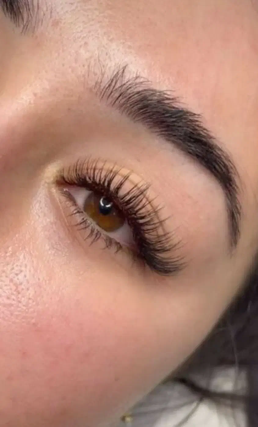 اکستنشن مژه|خدمات آرایشگری و زیبایی|قروه, |دیوار