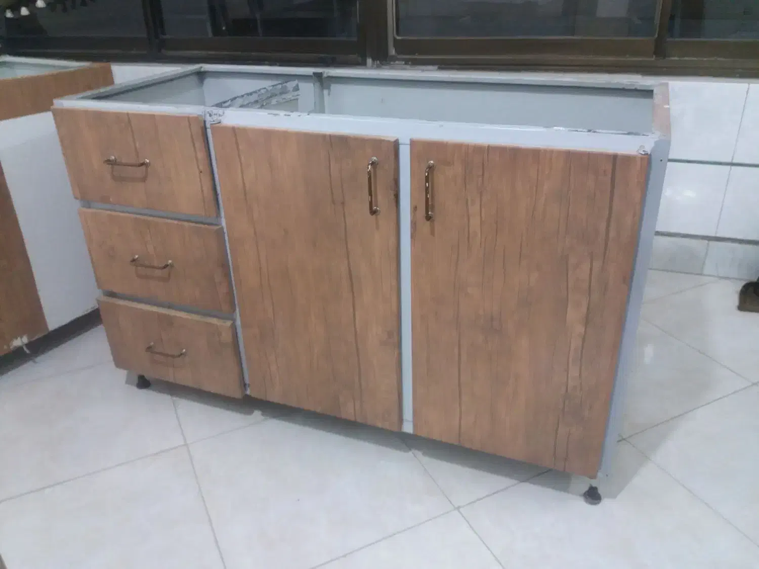 کابینت فلزی و ام دی اف. باسینک و هود|مصالح و تجهیزات ساختمان|اصفهان, الهیه|دیوار