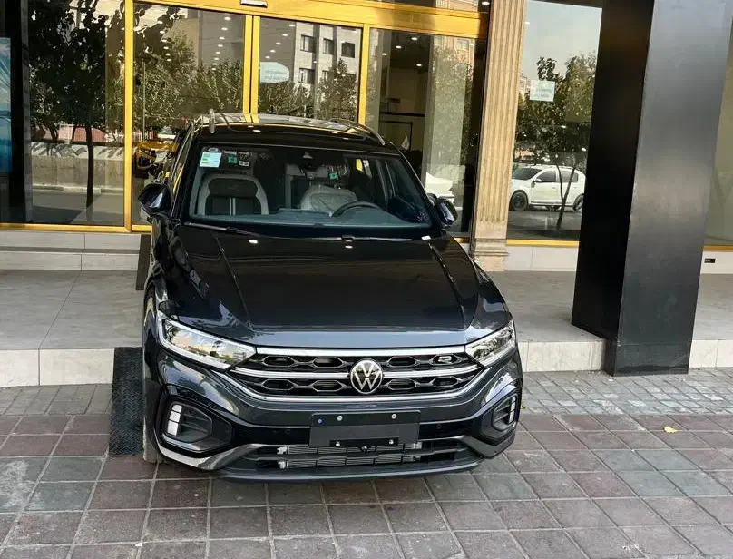 فولکس تی راک مشکی ۲۰۲۵|خودرو سواری و وانت|تهران, سید خندان (جلفا)|دیوار