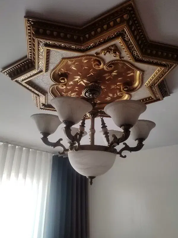 لوستر  ۶ شاخه برنز|لوستر و چراغ آویز|هشتگرد, شهرک ارم شرقی|دیوار