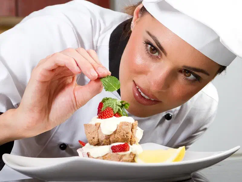 استخدام آشپز آقا در اصفهان (اژیه)|استخدام خدمات فروشگاه و رستوران|اژیه, |دیوار