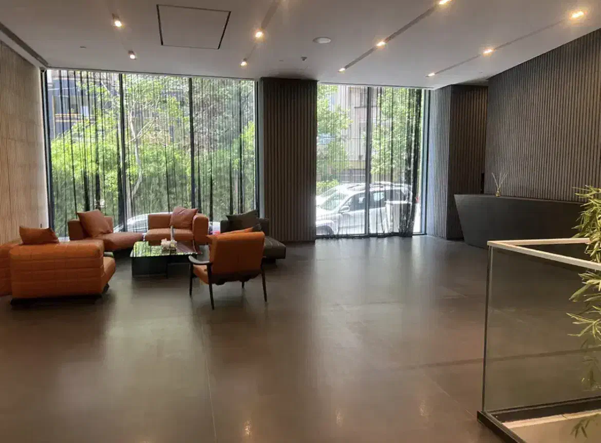 دیباجی جنوبی/۲۲۲متر ۲خواب ۱مستر/نوساز/تکواحدی/2P