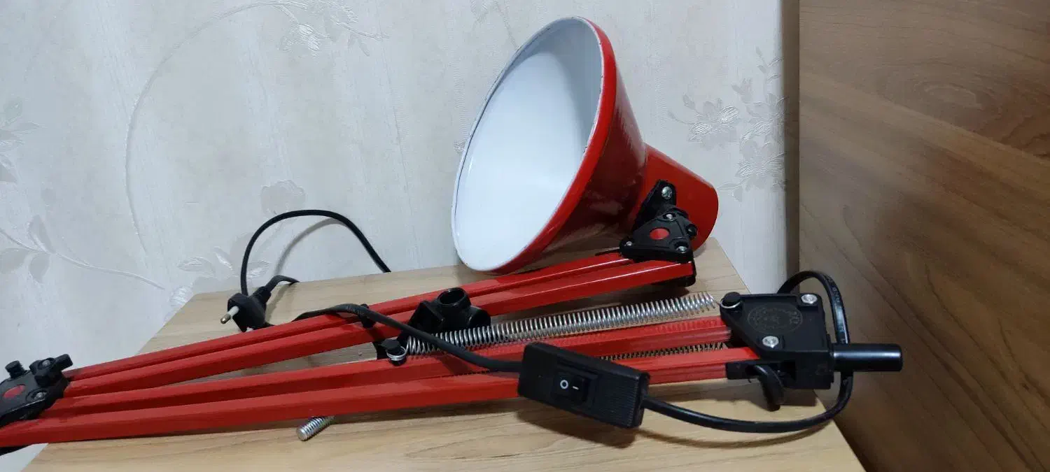 لوازم تحصیلی|چراغ خواب و آباژور|پاکدشت, پاکدشت (مامازند)|دیوار