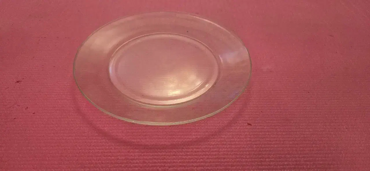 پشقاب تخت و گود آرکروک|ظروف سرو و پذیرایی|اصفهان, جلفا|دیوار