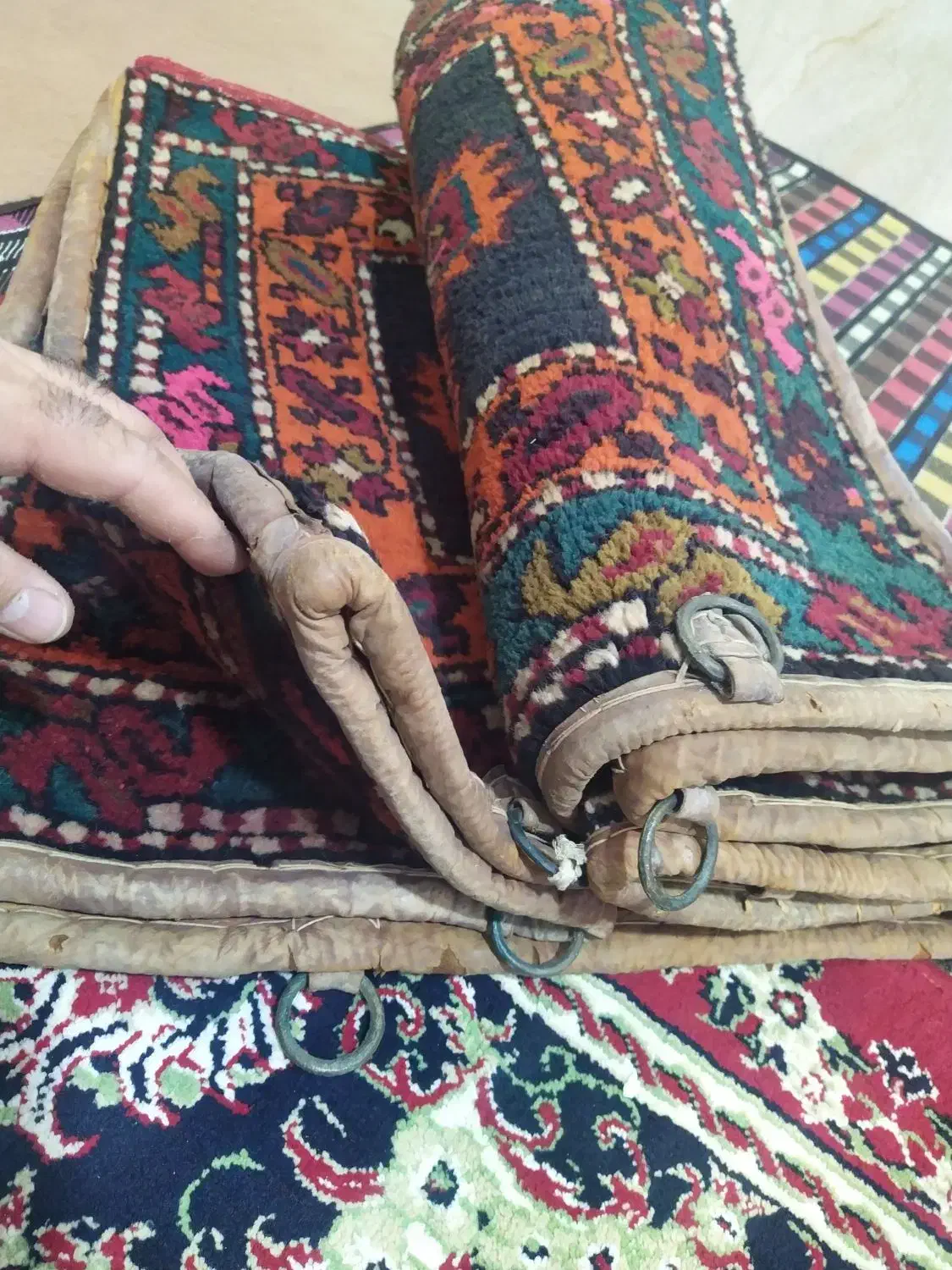 گبه جاجیم قدمت خیلی قدیم|گلیم، جاجیم، گبه|قم, نیروگاه|دیوار