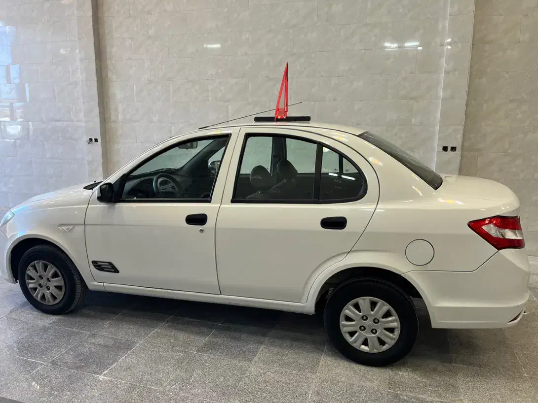 ساینا۱۴۰۰|خودرو سواری و وانت|یزد, |دیوار