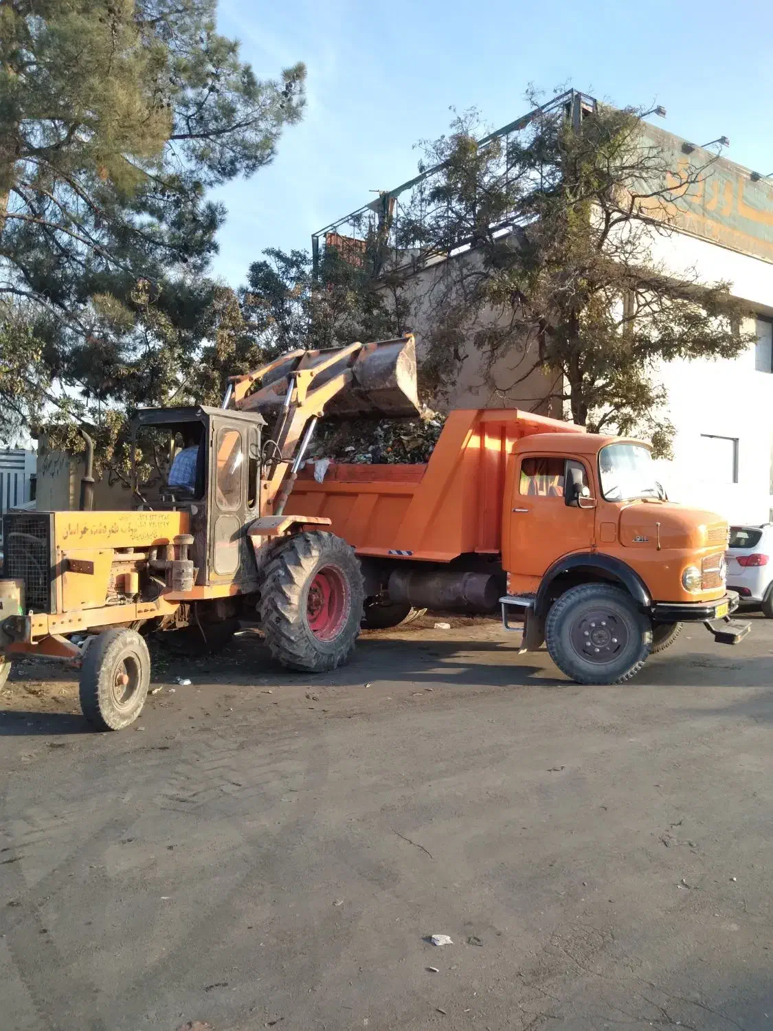 حمل نخاله باتراکتور بیلی وماشین لبه دار|خدمات حمل و نقل|کرمانشاه, |دیوار