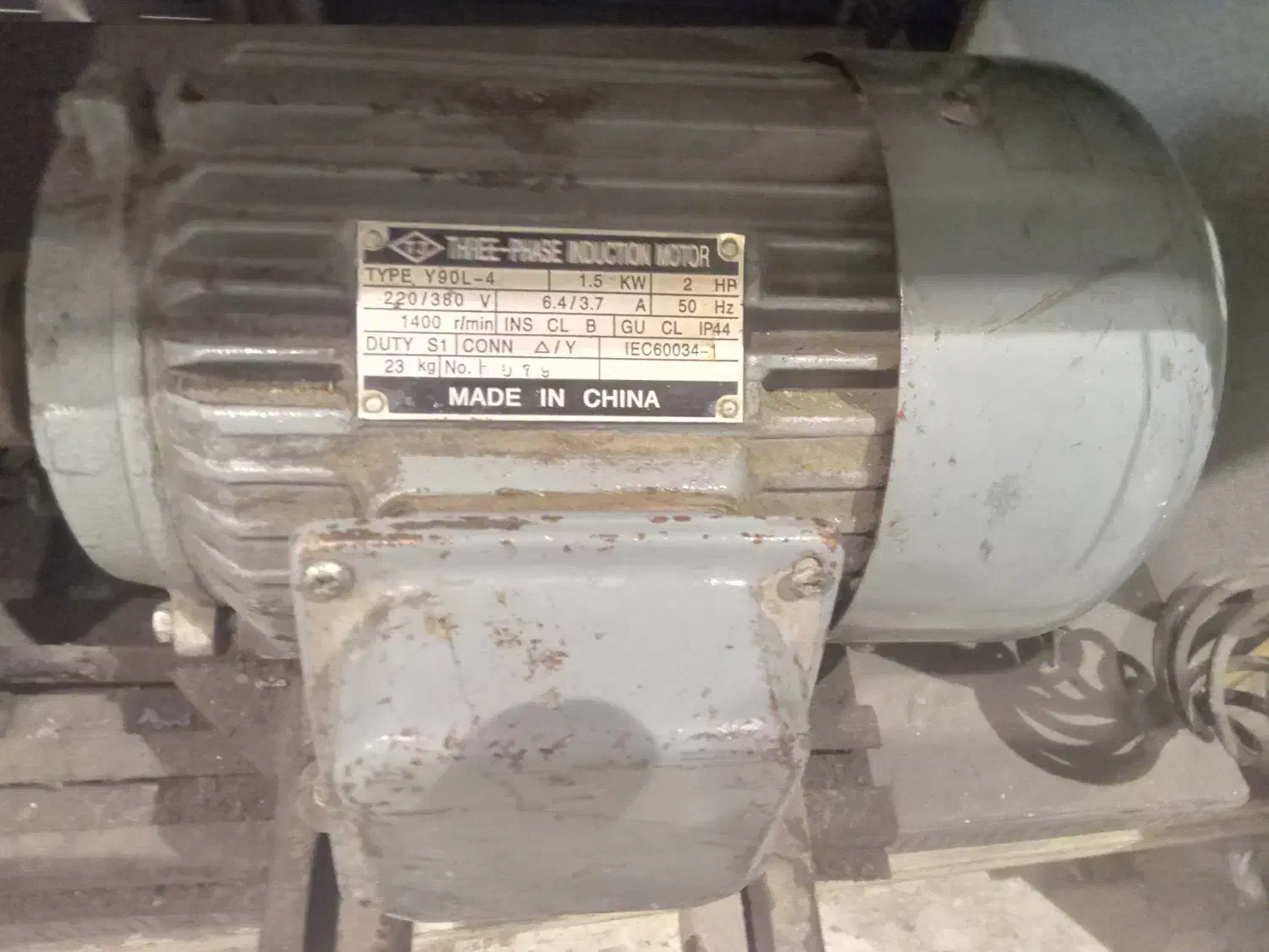 فروش یک عدد الکتروموتور سه فاز ۲ اسب ۱۴۰۰ دور|ماشین‌آلات صنعتی|گرگان, |دیوار