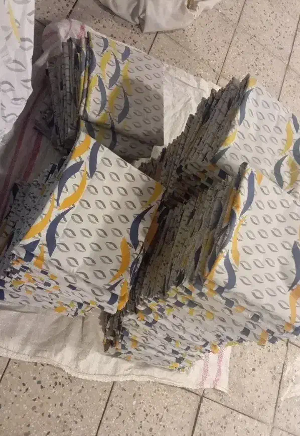 ملحفه قطاری|رختخواب، بالش، پتو|بیرجند, |دیوار