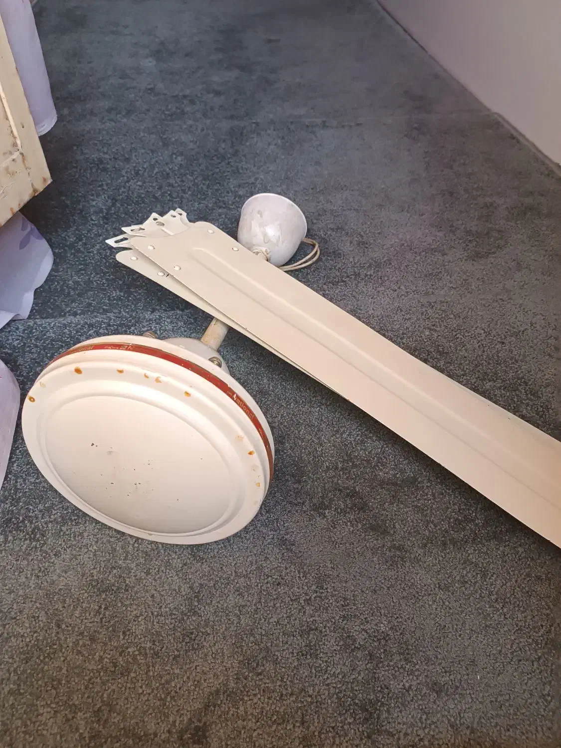 پنکه سقفی|پنکه و تصفیه‌کنندهٔ هوا|شوشتر, |دیوار