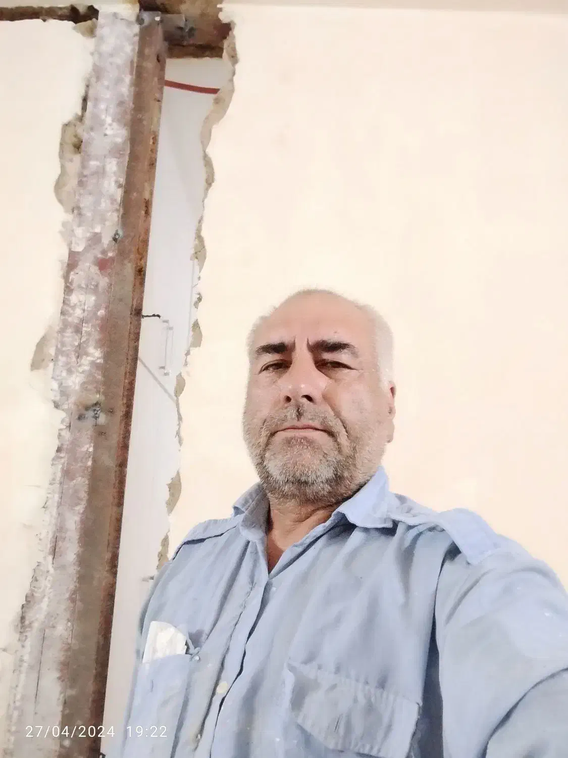 گچکار گچ کار گچکاری و لکه گیری ساختمان|خدمات پیشه و مهارت|مشهد, زیبا شهر|دیوار