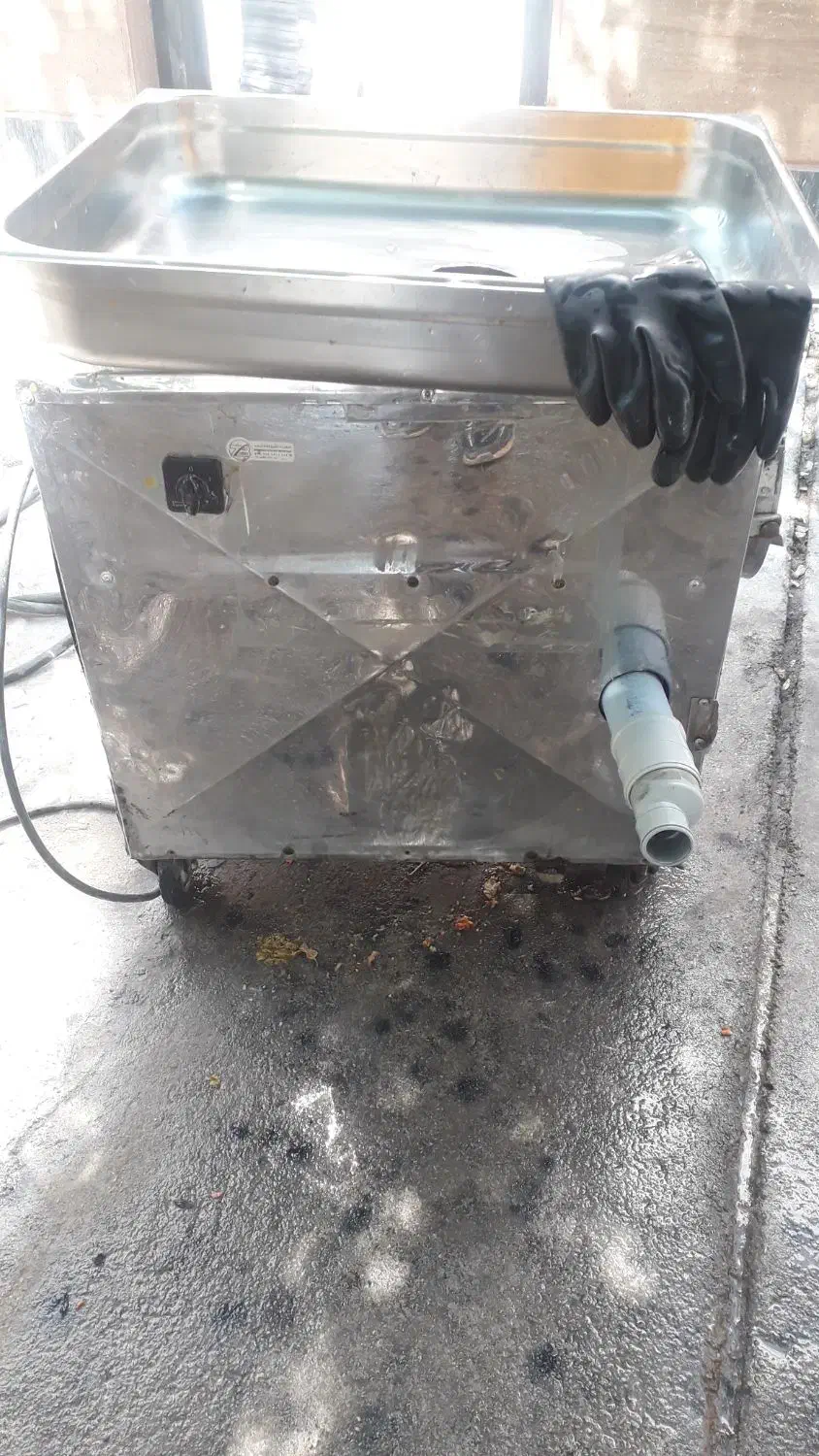 دستگاه اب گوجه گیری|آبمیوه‌گیر و آب‌مرکبات‌گیر|بجنورد, |دیوار