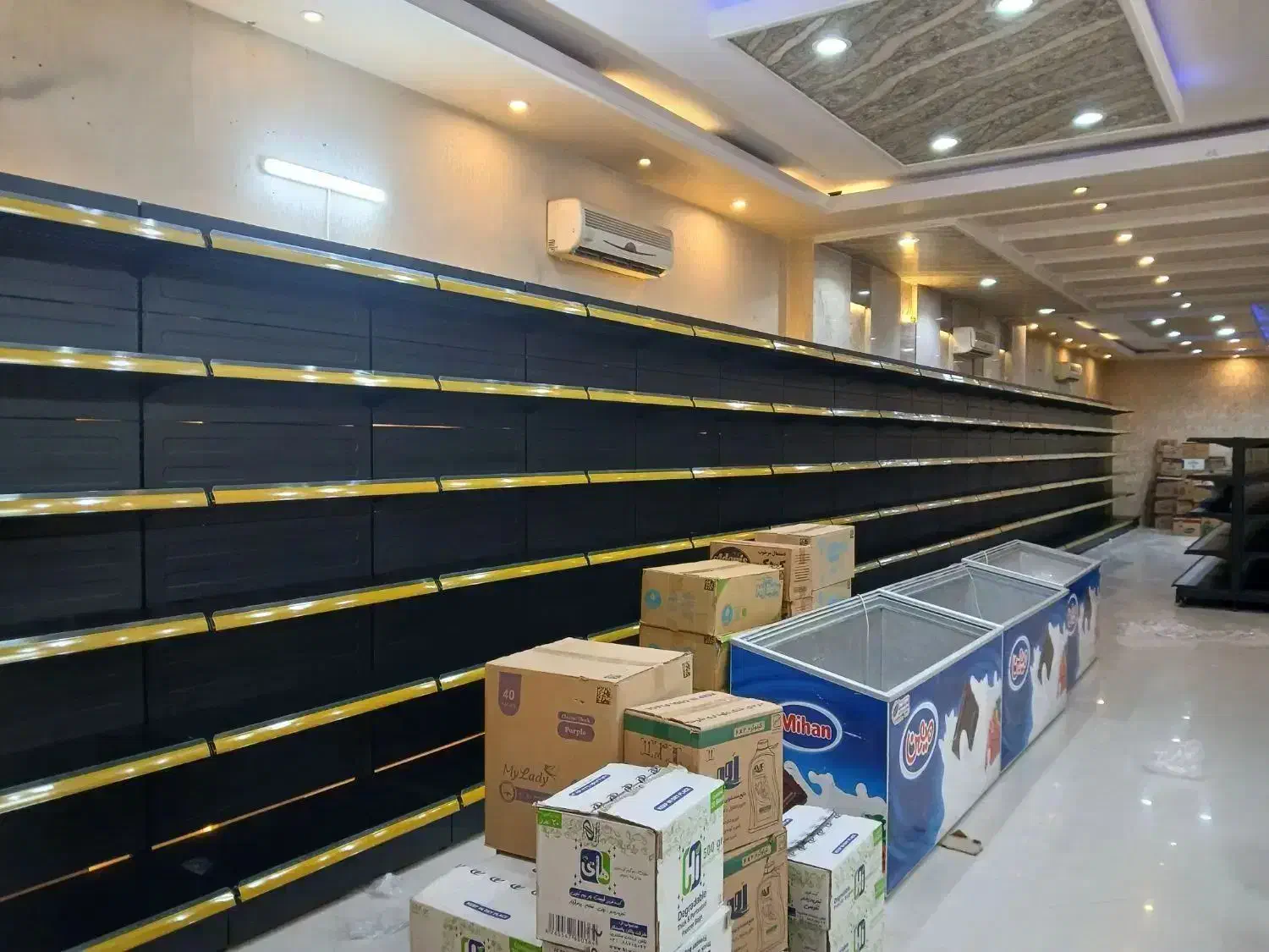 قفسه نوار زرد|فروشگاه و مغازه|شوشتر, |دیوار