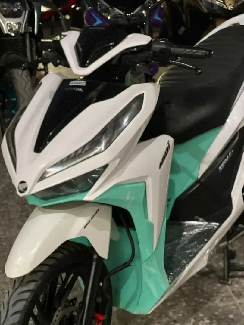 کلیک ۱۴۰۱|موتورسیکلت|شیراز, کوشک میدان|دیوار