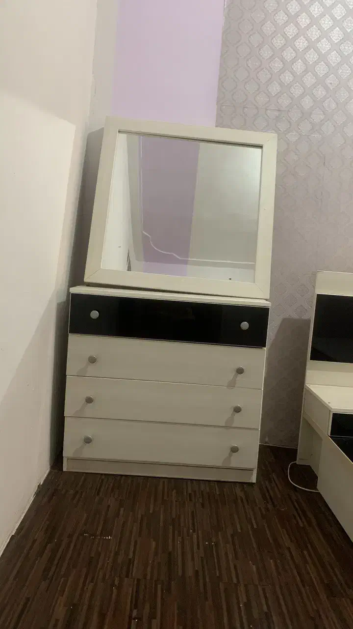 ست تخت کامل با تشک|تخت و سرویس خواب|ایلام, |دیوار