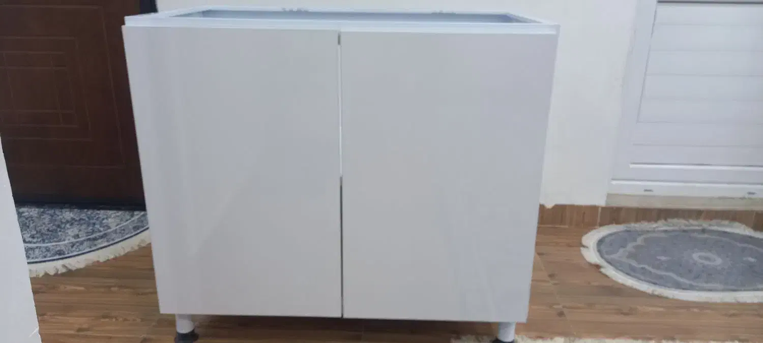 کابینت فلز سفید درب ام دی اف|مصالح و تجهیزات ساختمان|قروه, |دیوار