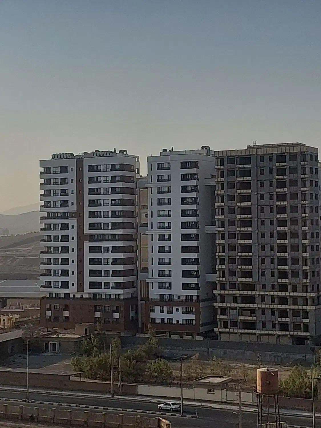 واحد113متری/شهرک زعفرانیه|فروش آپارتمان|قم, الغدیر|دیوار