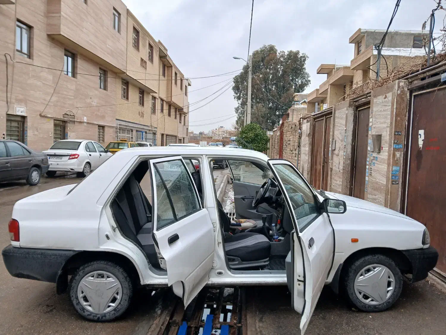 پراید ۱۳۱ مدل ۹۵|خودرو سواری و وانت|شیراز, کوشک میدان|دیوار