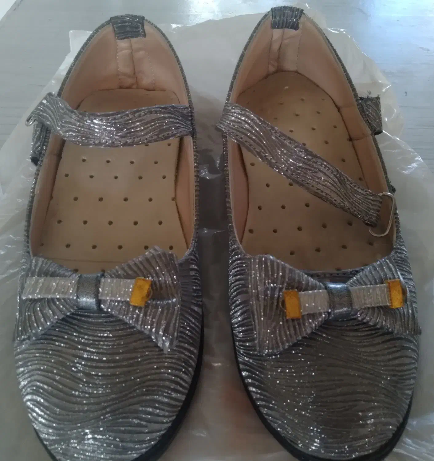 کفش|کفش و لباس بچه|ملایر, |دیوار