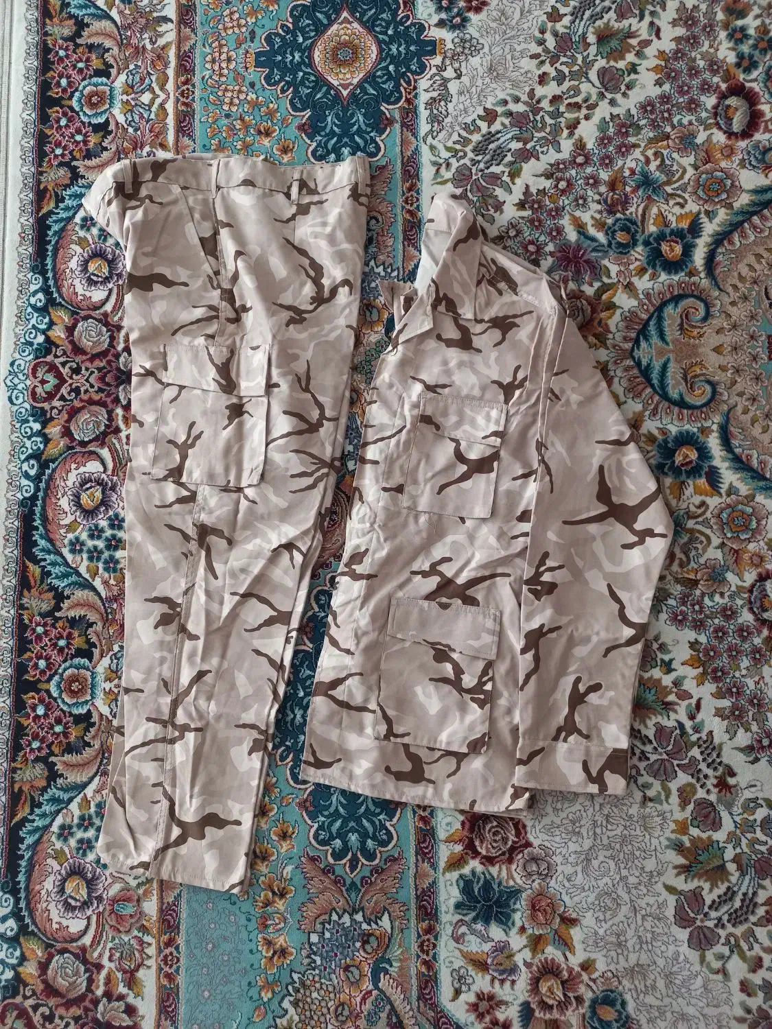 لباس سربازی پلنگی نو|لباس|اصفهان, عطار نیشابوری|دیوار