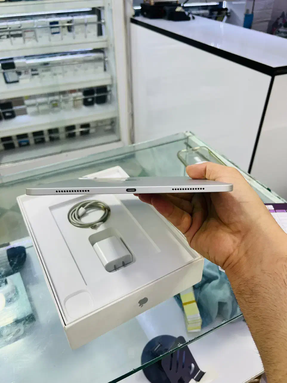 آیپد پرو ۲۰۲۰ ۱۲۸ گیگ مشابه آکبند iPad Pro 2020|تبلت|اهواز, نادری|دیوار