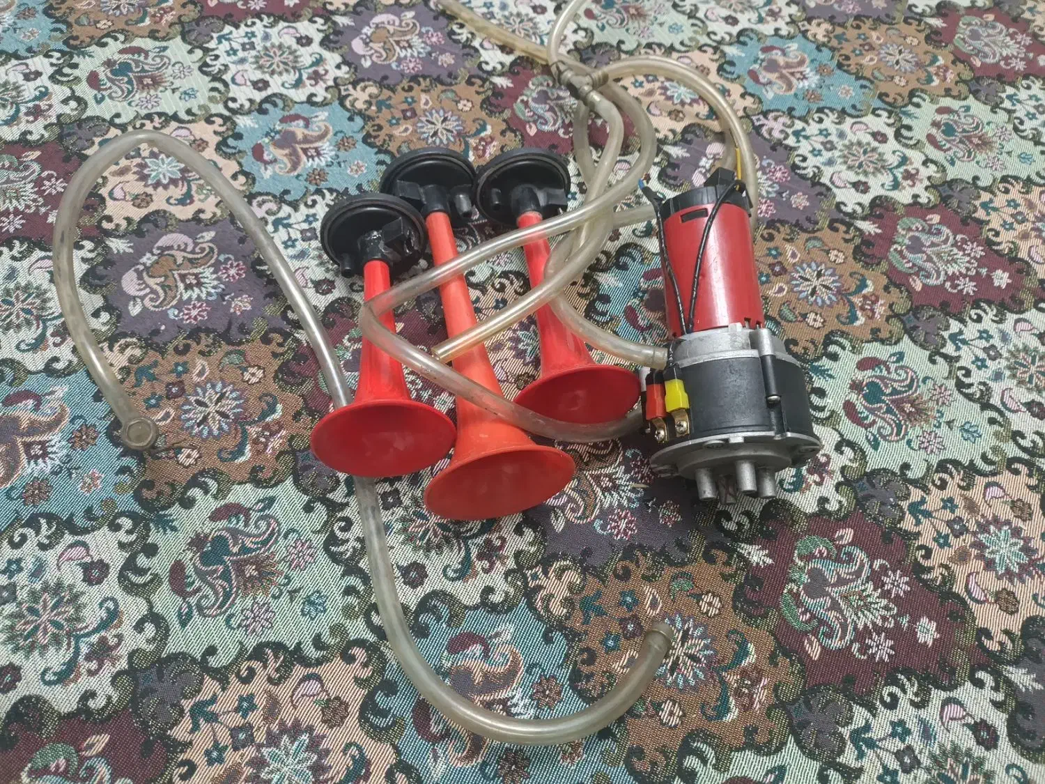 بوق شیپوری|قطعات یدکی و لوازم جانبی|فردیس, شهرک ارم|دیوار