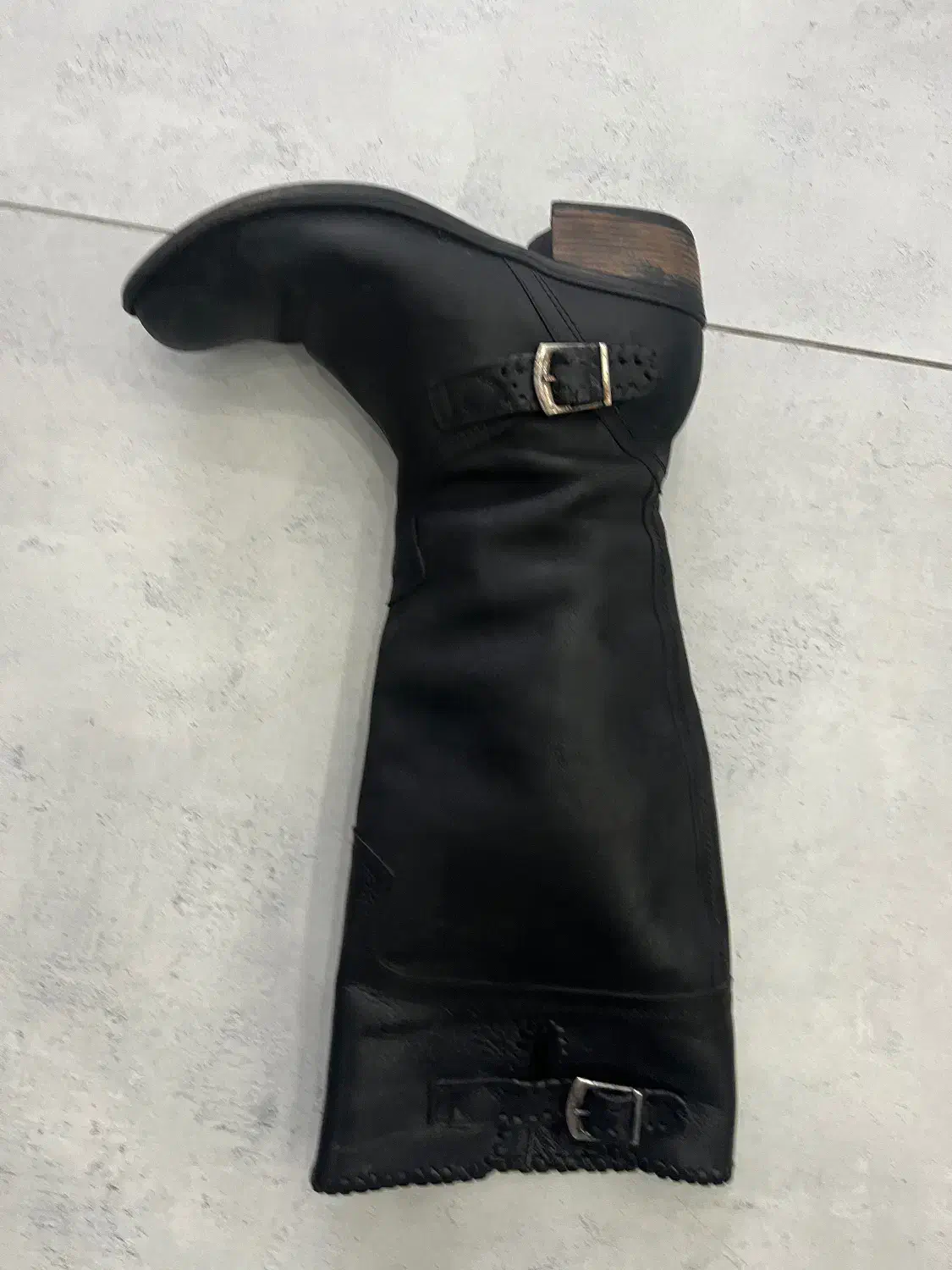 بوت سایز۳۹ از فروشگاه ترافیک گلسار خریداری شده|کیف، کفش، کمربند|رشت, دیلمان|دیوار