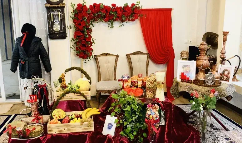 دکور نامزدی و عقد و یلدایی با گل آرایی مصنوعی|خدمات پذیرایی، مراسم|اصفهان, ملک‌شهر|دیوار