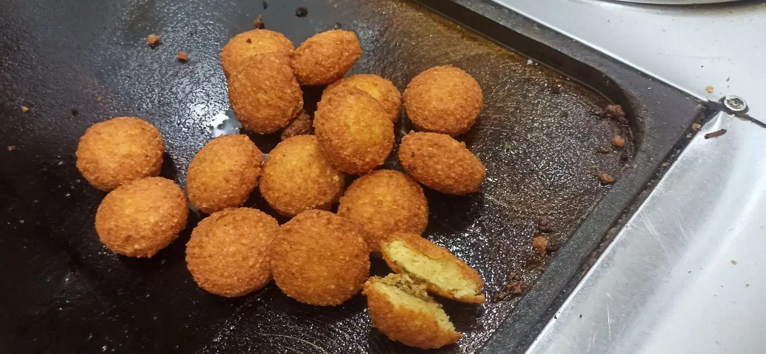 فلافل مناسبتی|خوردنی و آشامیدنی|قم, سرحوض|دیوار