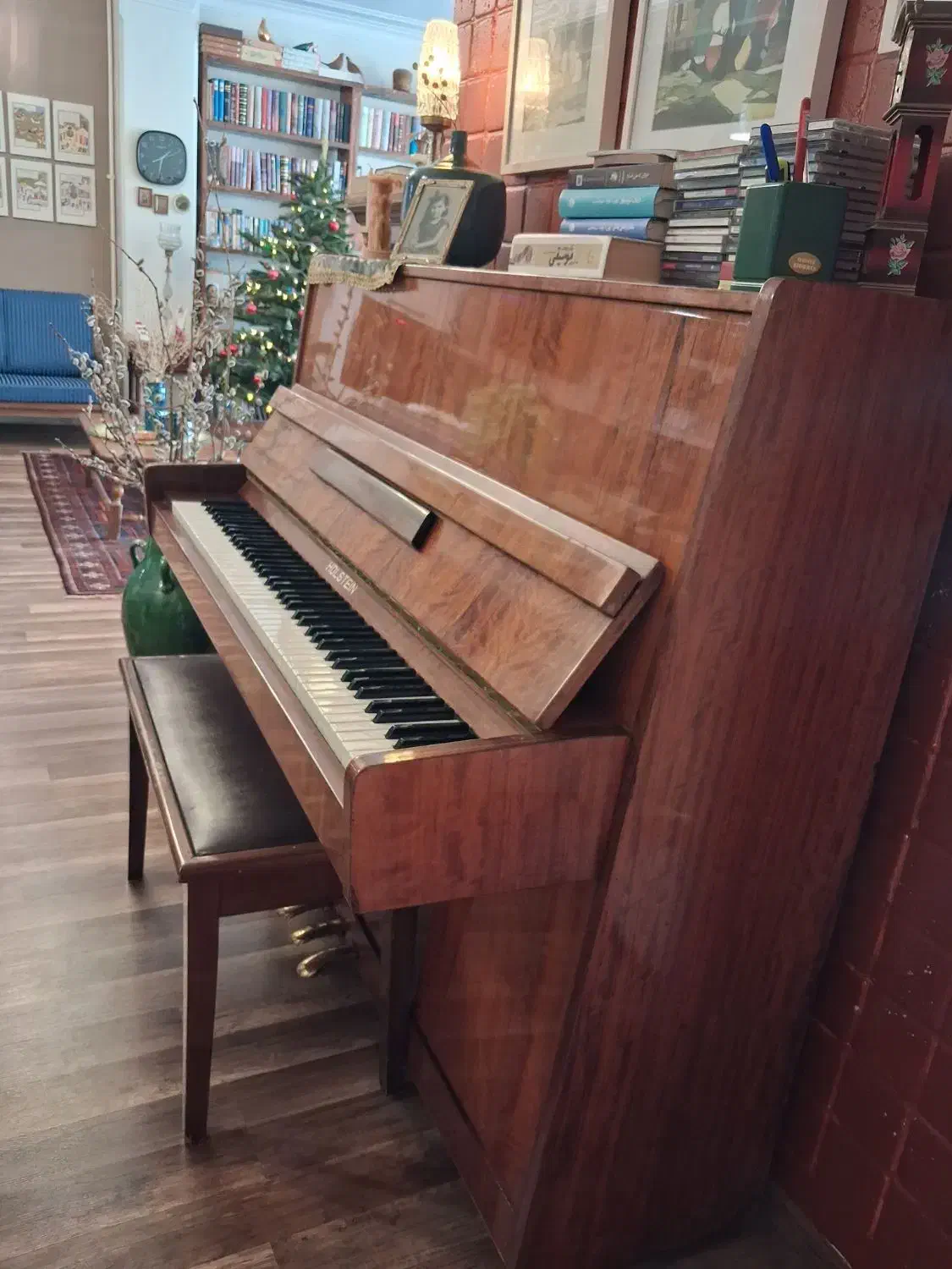 پیانو اکوستیک لهستانی|پیانو، کیبورد، آکاردئون|کرج, فاز ۳ گوهردشت|دیوار