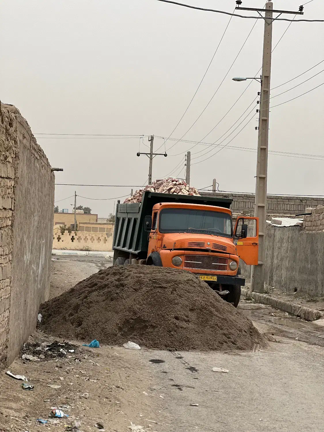 آجر سه سوراخ مخصوص بنیاد مسکن|مصالح و تجهیزات ساختمان|زابل, |دیوار