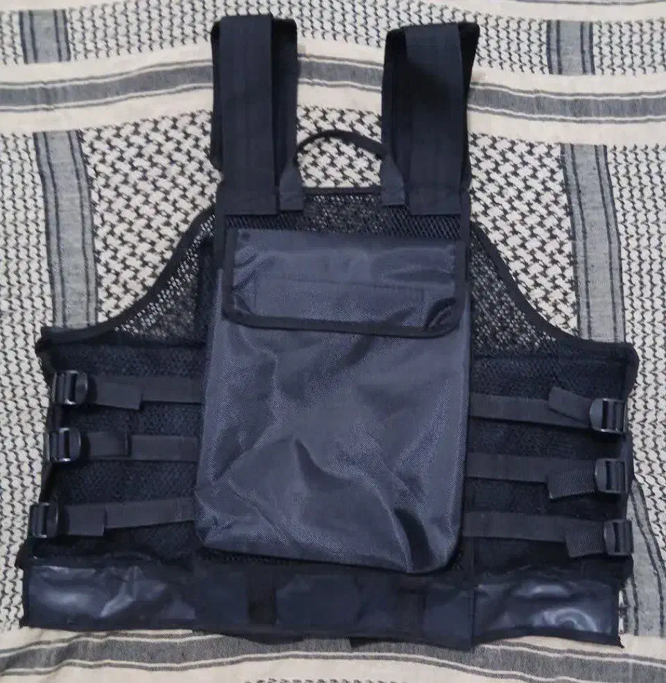 جلیقه تجهیزات تک و عمده|کوهنوردی و کمپینگ|سراوان, |دیوار