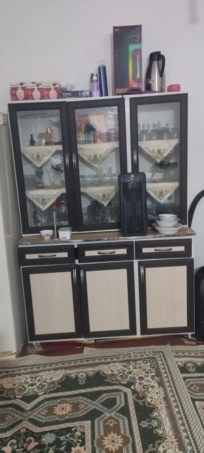 کمد|جاکفشی، کمد، دراور|خوی, |دیوار