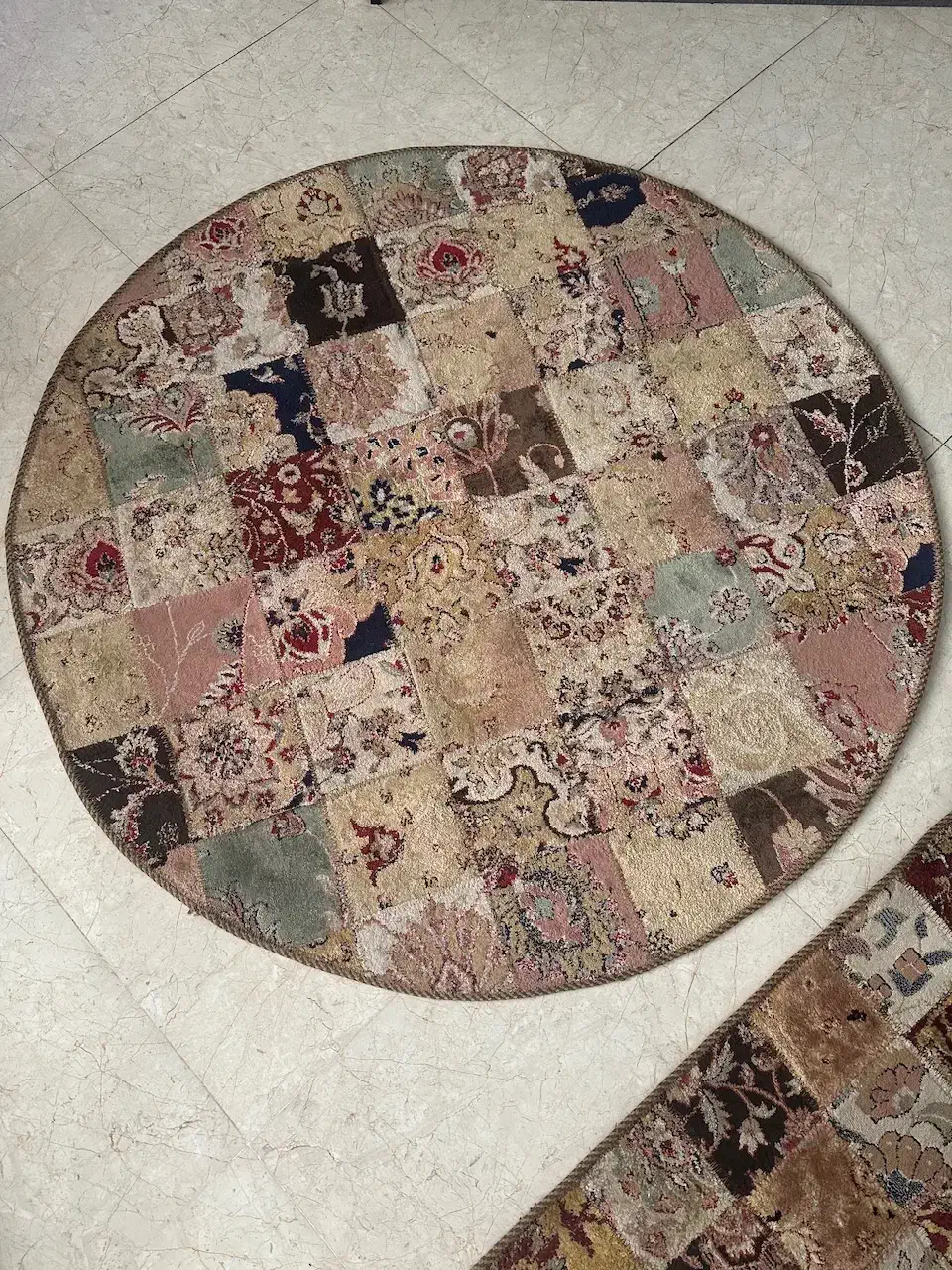 فرش ۶و ۴ متری و گرد چهل تیکه|فرش|کرج, فاز ۳ گوهردشت|دیوار