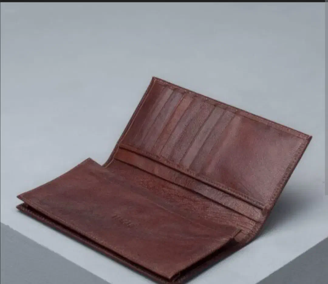 کیف پولم گمشده|اشیا|رشت, بوسار|دیوار