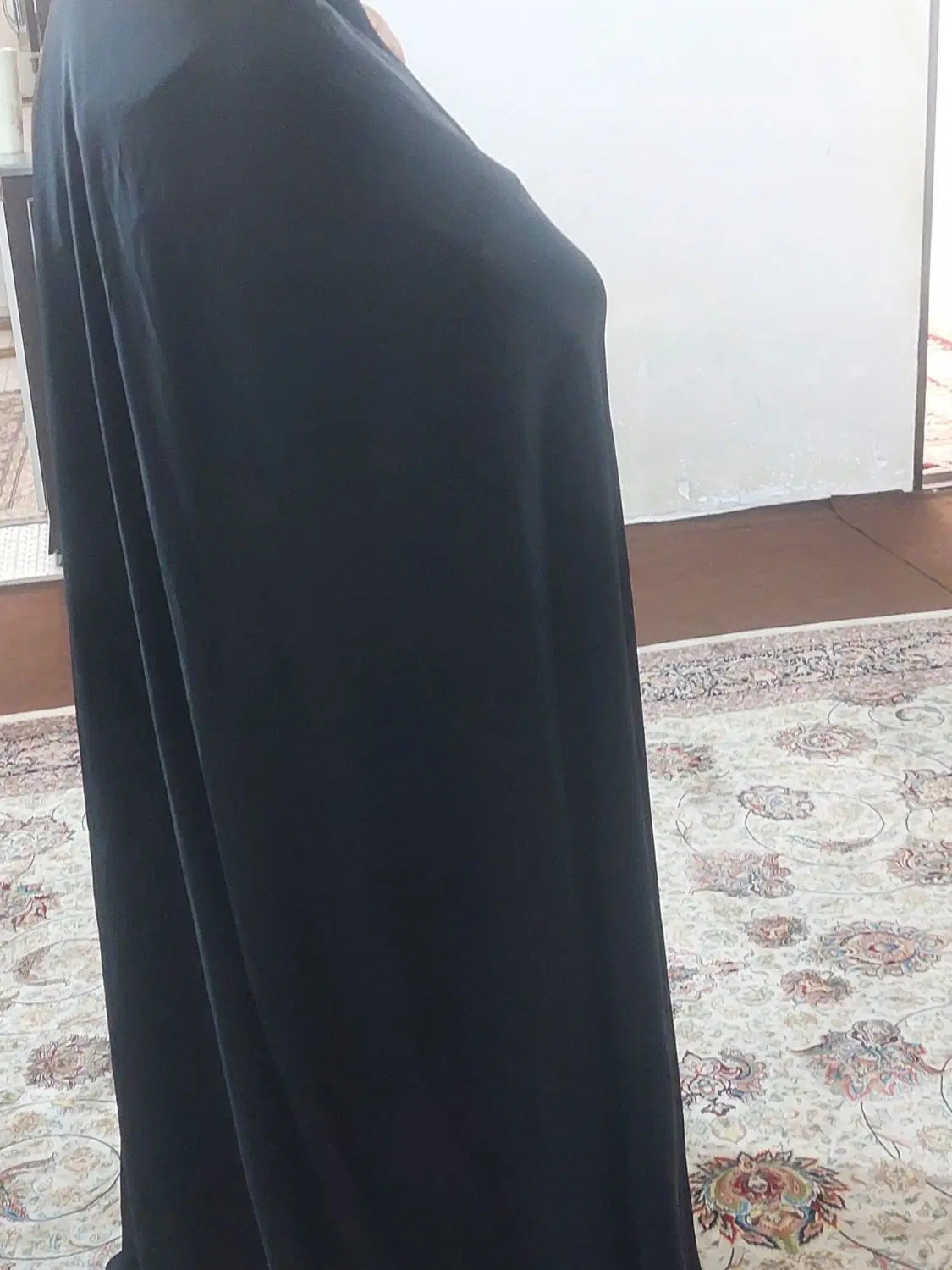 چادر مشکی|لباس|کرمانشاه, |دیوار