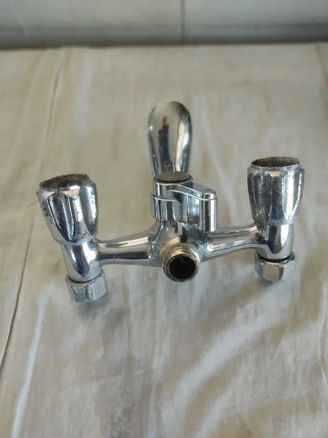 شیرآلات|لوازم سرویس بهداشتی|پیشوا, |دیوار