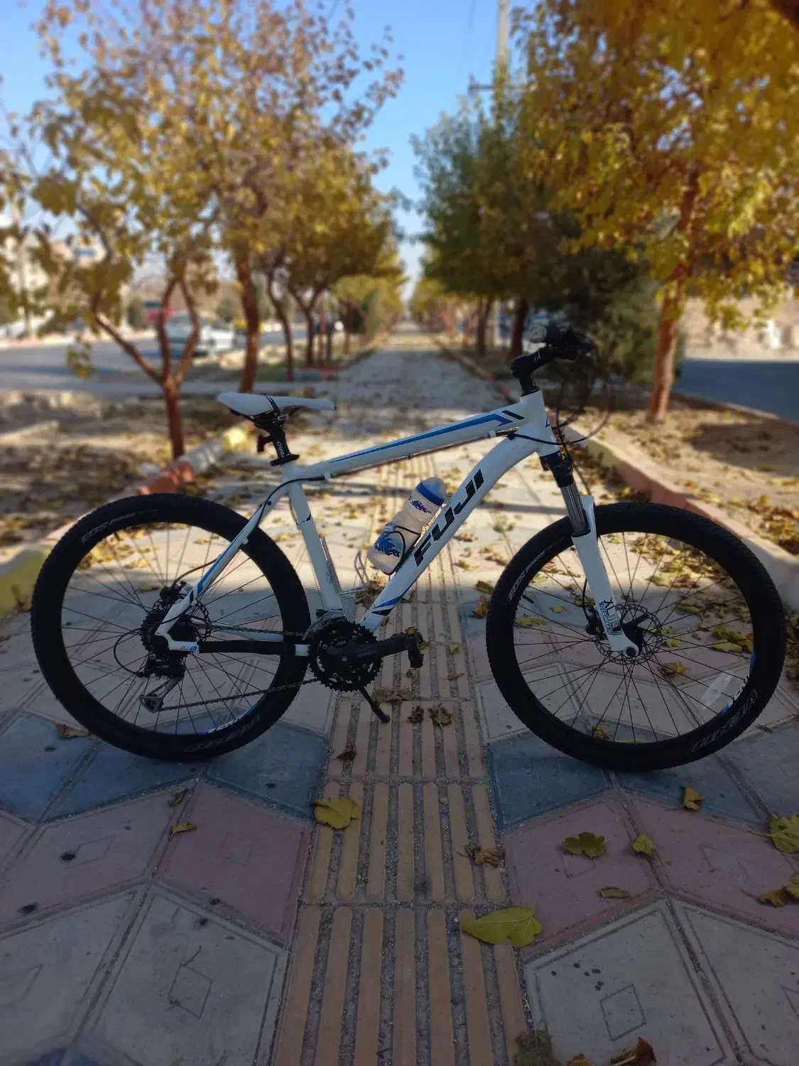 دوچرخه فوجی nevada سایز ۲۶ حرفه ای|دوچرخه، اسکیت، اسکوتر|شاهرود, |دیوار