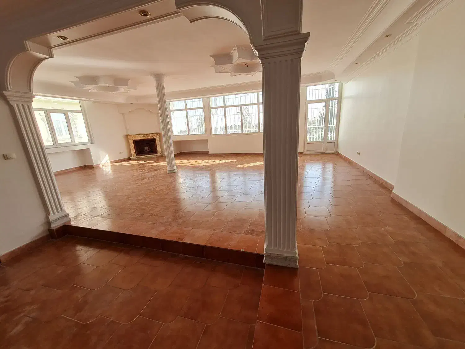 ۲۵۰ متر ویلایی ۲ واحدی شهرک غرب|اجارهٔ خانه و ویلا|تهران, سیمای ایران|دیوار