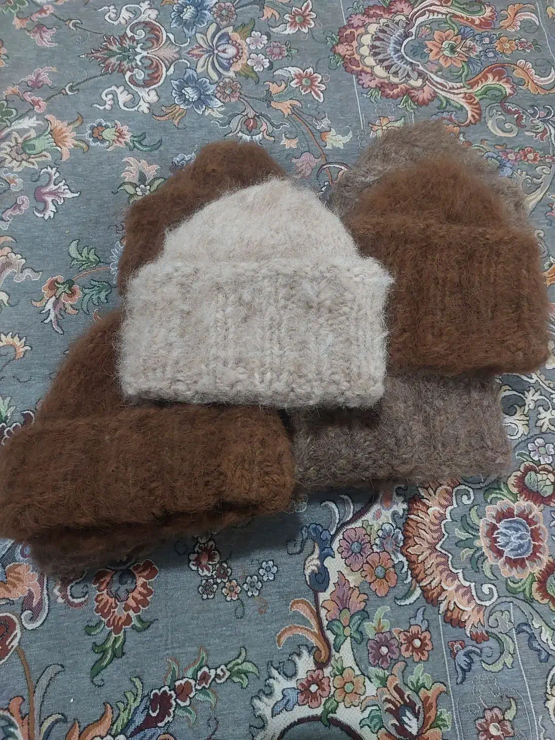 کلاه کرکی شتر|لباس|قوچان, |دیوار