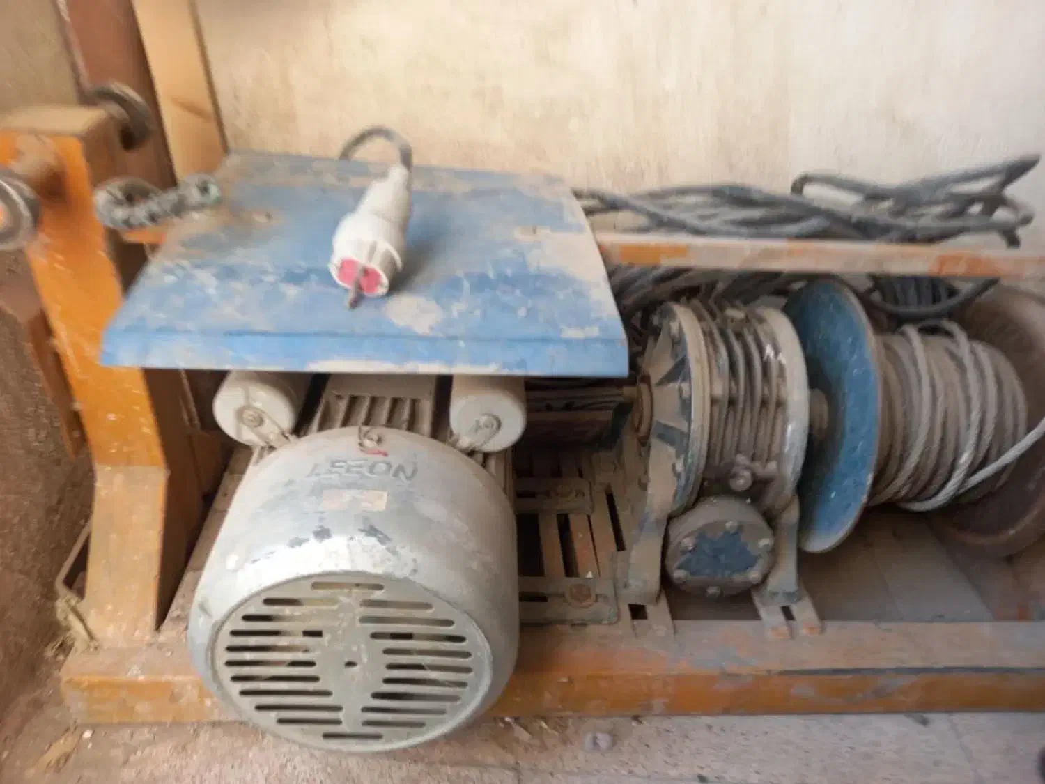 بالابر ساختمان|مصالح و تجهیزات ساختمان|اسلامشهر, صادقیه|دیوار