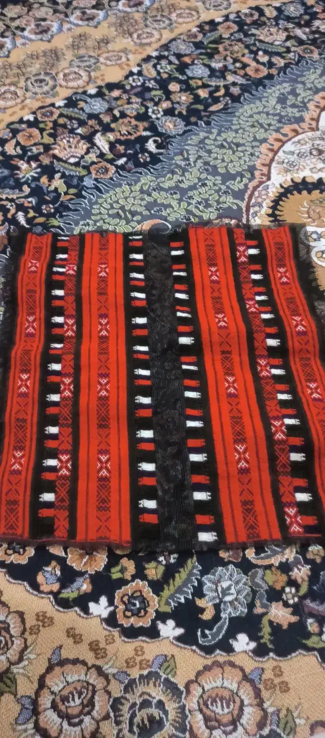 بدن آستین زرد کار|لباس|سراوان, |دیوار