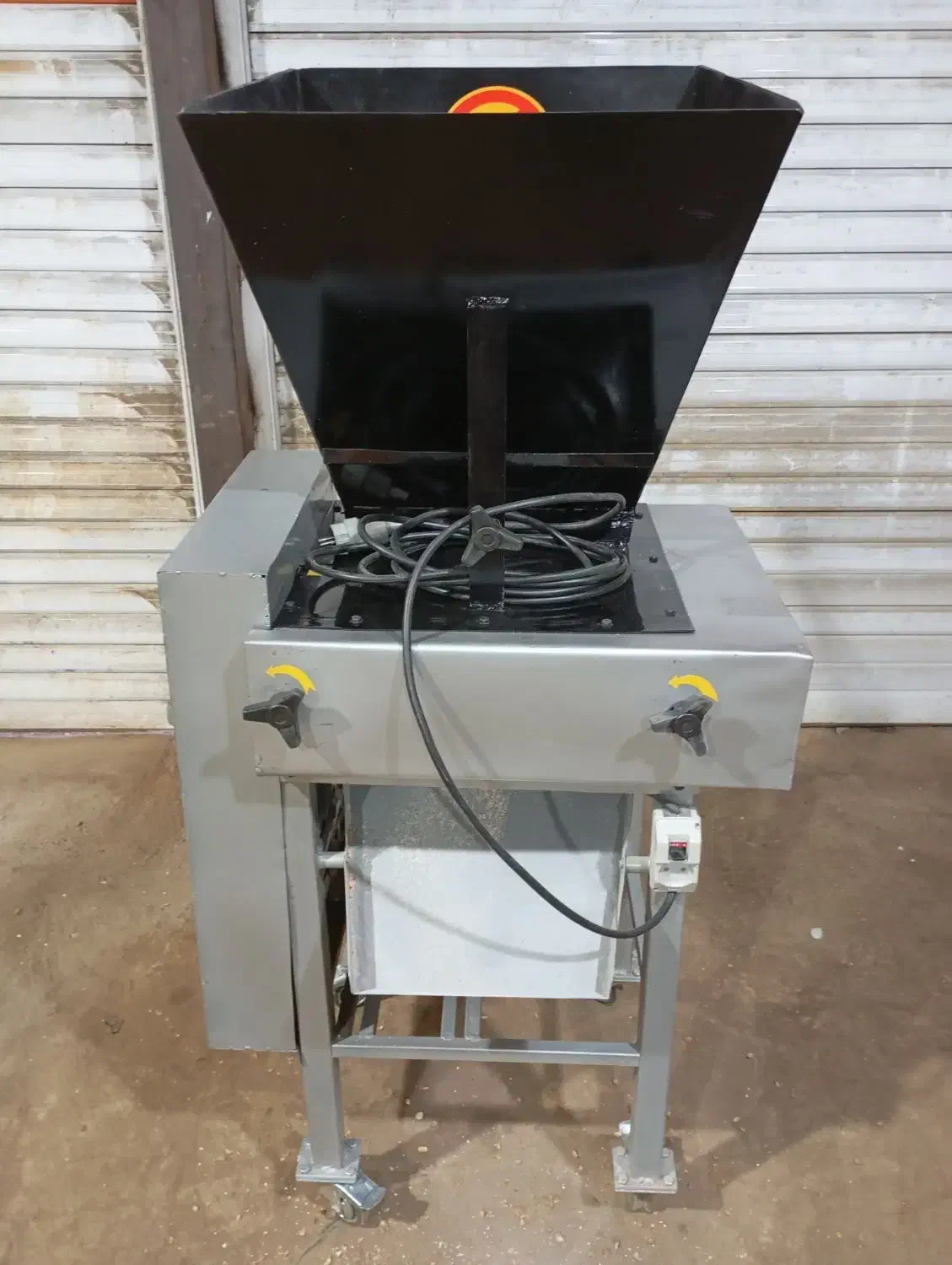 دستگاه والس جو پرک دامی|خردکن، آسیاب، غذاساز|تویسرکان, |دیوار