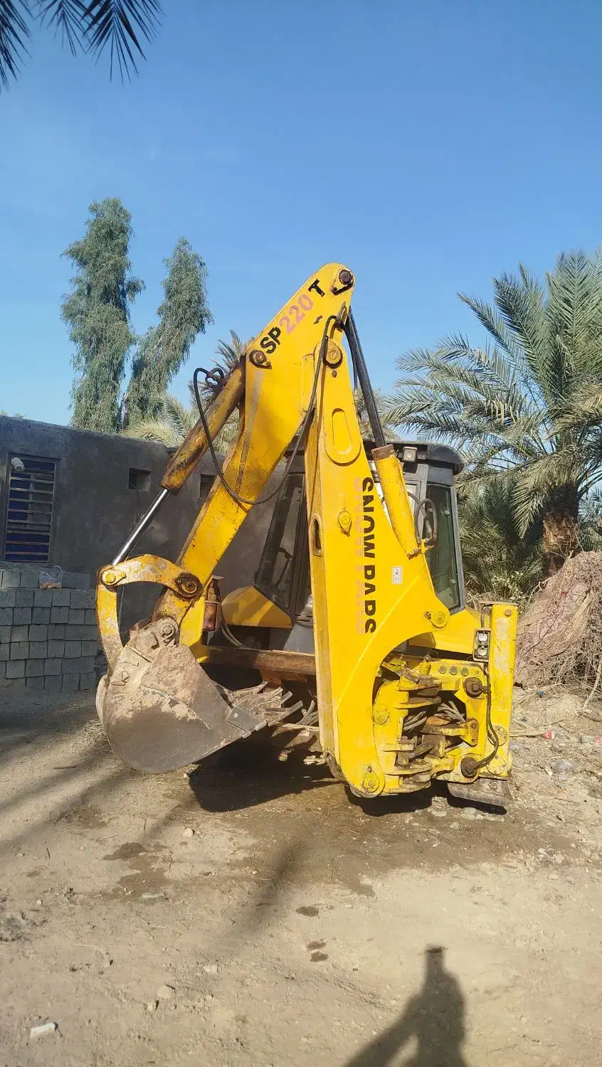 بیل مکانیکی ۲۲۰|خودرو سنگین|عنبرآباد, |دیوار